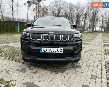 Черный Джип Компас, объемом двигателя 2.4 л и пробегом 38 тыс. км за 21500 $, фото 1 на Automoto.ua