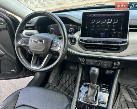 Черный Джип Компас, объемом двигателя 2.4 л и пробегом 51 тыс. км за 21999 $, фото 42 на Automoto.ua