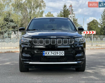 Черный Джип Компас, объемом двигателя 2.4 л и пробегом 51 тыс. км за 21999 $, фото 1 на Automoto.ua