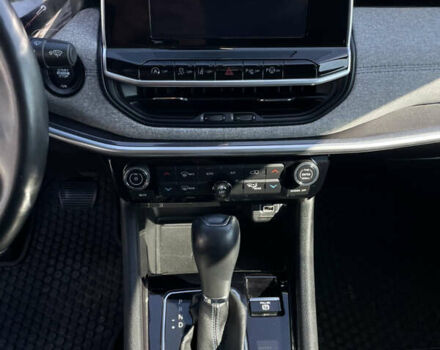 Чорний Джип Compass, об'ємом двигуна 2.36 л та пробігом 95 тис. км за 20900 $, фото 10 на Automoto.ua