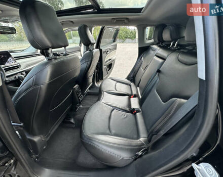 Черный Джип Компас, объемом двигателя 2.4 л и пробегом 51 тыс. км за 21999 $, фото 43 на Automoto.ua