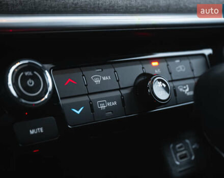 Черный Джип Компас, объемом двигателя 2.36 л и пробегом 33 тыс. км за 20800 $, фото 25 на Automoto.ua