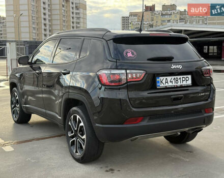 Джип Compass 2022 у Києві на Automoto.ua Чорний Джип Compass, об'ємом двигуна 2.36 л та пробігом 62 тис. км за 21900 $, фото 9 на Automoto.ua