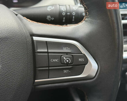 Джип Compass 2022 у Києві на Automoto.ua Чорний Джип Compass, об'ємом двигуна 2.36 л та пробігом 62 тис. км за 21900 $, фото 54 на Automoto.ua