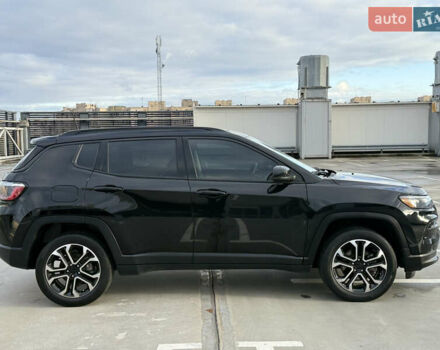 Джип Compass 2022 у Києві на Automoto.ua Чорний Джип Compass, об'ємом двигуна 2.36 л та пробігом 62 тис. км за 21900 $, фото 16 на Automoto.ua