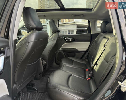 Джип Compass 2022 у Києві на Automoto.ua Чорний Джип Compass, об'ємом двигуна 2.36 л та пробігом 62 тис. км за 21900 $, фото 60 на Automoto.ua