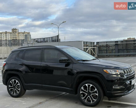 Джип Compass 2022 у Києві на Automoto.ua Чорний Джип Compass, об'ємом двигуна 2.36 л та пробігом 62 тис. км за 21900 $, фото 4 на Automoto.ua