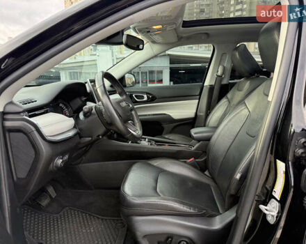 Джип Compass 2022 у Києві на Automoto.ua Чорний Джип Compass, об'ємом двигуна 2.36 л та пробігом 62 тис. км за 21900 $, фото 46 на Automoto.ua