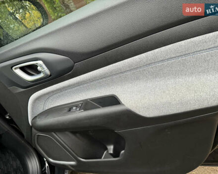 Джип Compass 2022 у Кривому Розі на Automoto.ua Чорний Джип Compass, об'ємом двигуна 2.4 л та пробігом 36 тис. км за 20400 $, фото 3 на Automoto.ua