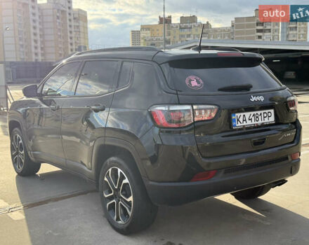 Джип Compass 2022 у Києві на Automoto.ua Чорний Джип Compass, об'ємом двигуна 2.36 л та пробігом 62 тис. км за 21900 $, фото 19 на Automoto.ua