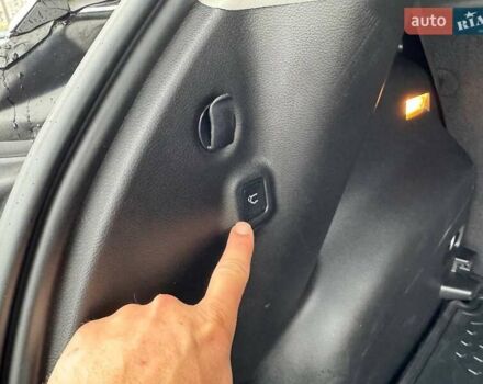 Джип Compass 2022 у Кривому Розі на Automoto.ua Чорний Джип Compass, об'ємом двигуна 2.4 л та пробігом 28 тис. км за 19990 $, фото 38 на Automoto.ua