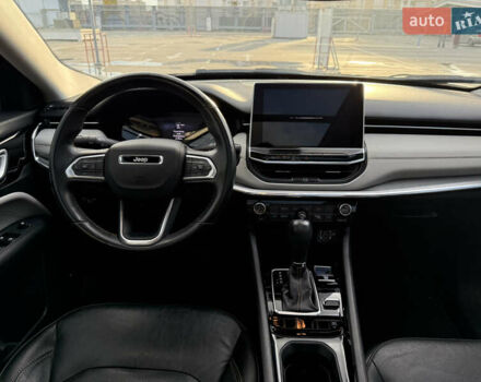 Джип Compass 2022 у Києві на Automoto.ua Чорний Джип Compass, об'ємом двигуна 2.36 л та пробігом 62 тис. км за 21900 $, фото 62 на Automoto.ua