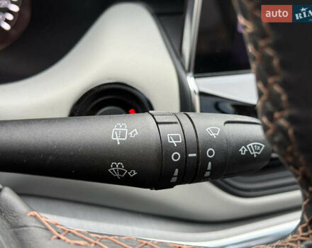 Джип Compass 2022 у Києві на Automoto.ua Чорний Джип Compass, об'ємом двигуна 2.36 л та пробігом 62 тис. км за 21900 $, фото 55 на Automoto.ua