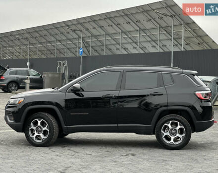 Черный Джип Компас, объемом двигателя 2.36 л и пробегом 99 тыс. км за 20900 $, фото 3 на Automoto.ua