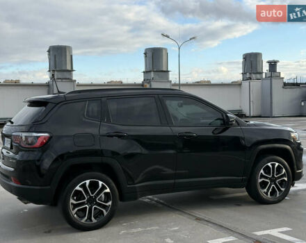 Джип Compass 2022 у Києві на Automoto.ua Чорний Джип Compass, об'ємом двигуна 2.36 л та пробігом 62 тис. км за 21900 $, фото 6 на Automoto.ua