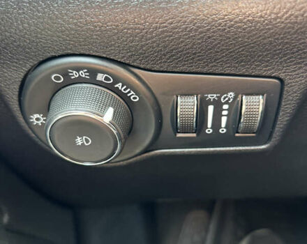 Чорний Джип Compass, об'ємом двигуна 2.36 л та пробігом 55 тис. км за 21300 $, фото 16 на Automoto.ua