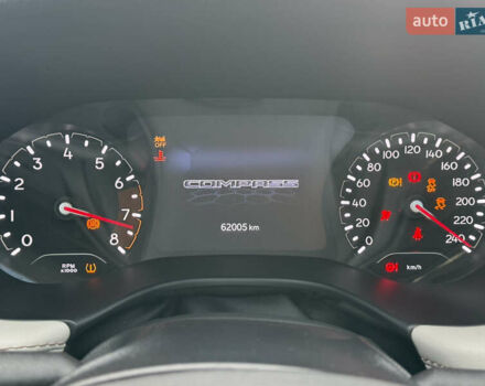 Джип Compass 2022 у Києві на Automoto.ua Чорний Джип Compass, об'ємом двигуна 2.36 л та пробігом 62 тис. км за 21900 $, фото 57 на Automoto.ua