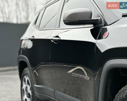 Черный Джип Компас, объемом двигателя 2.36 л и пробегом 99 тыс. км за 20900 $, фото 24 на Automoto.ua