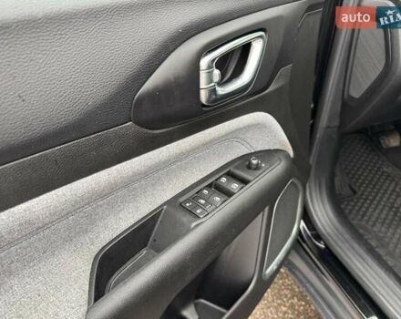 Джип Compass 2022 у Кривому Розі на Automoto.ua Чорний Джип Compass, об'ємом двигуна 2.4 л та пробігом 28 тис. км за 19990 $, фото 21 на Automoto.ua