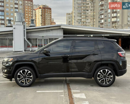 Джип Compass 2022 у Києві на Automoto.ua Чорний Джип Compass, об'ємом двигуна 2.36 л та пробігом 62 тис. км за 21900 $, фото 11 на Automoto.ua
