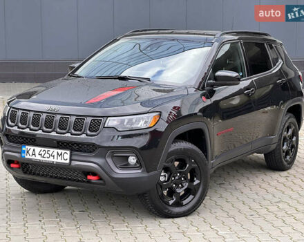 Черный Джип Компас, объемом двигателя 2 л и пробегом 6 тыс. км за 27500 $, фото 6 на Automoto.ua