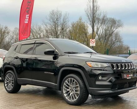 Чорний Джип Compass, об'ємом двигуна 2 л та пробігом 48 тис. км за 22855 $, фото 2 на Automoto.ua