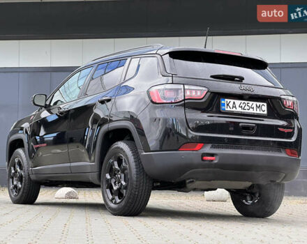 Черный Джип Компас, объемом двигателя 2 л и пробегом 6 тыс. км за 27500 $, фото 10 на Automoto.ua