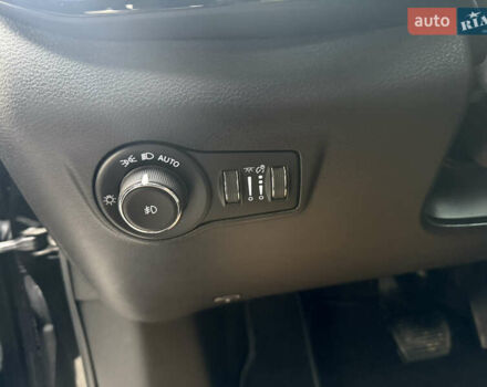 Чорний Джип Compass, об'ємом двигуна 2 л та пробігом 92 тис. км за 23500 $, фото 44 на Automoto.ua