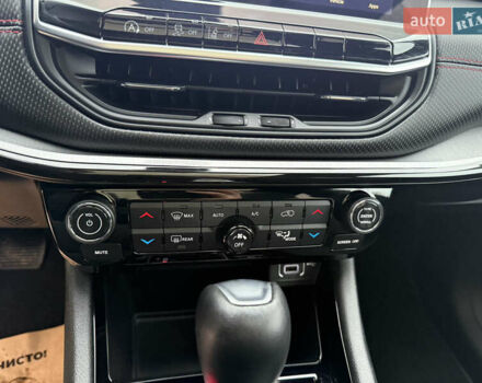 Чорний Джип Compass, об'ємом двигуна 2 л та пробігом 92 тис. км за 23500 $, фото 43 на Automoto.ua