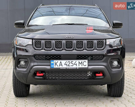 Черный Джип Компас, объемом двигателя 2 л и пробегом 6 тыс. км за 27500 $, фото 3 на Automoto.ua