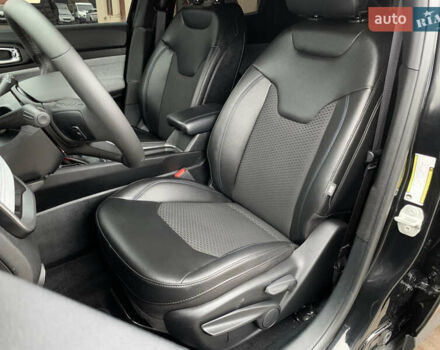 Чорний Джип Compass, об'ємом двигуна 2 л та пробігом 47 тис. км за 22855 $, фото 25 на Automoto.ua