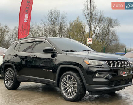 Чорний Джип Compass, об'ємом двигуна 2 л та пробігом 47 тис. км за 22855 $, фото 4 на Automoto.ua