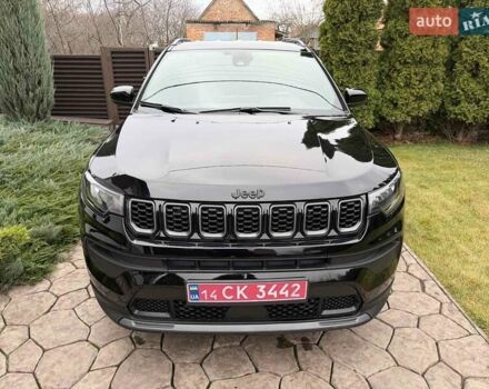 Чорний Джип Compass, об'ємом двигуна 2 л та пробігом 30 тис. км за 20900 $, фото 1 на Automoto.ua