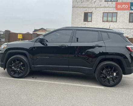 Черный Джип Компас, объемом двигателя 2 л и пробегом 18 тыс. км за 22900 $, фото 5 на Automoto.ua