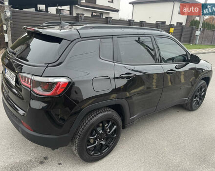 Черный Джип Компас, объемом двигателя 2 л и пробегом 18 тыс. км за 22900 $, фото 4 на Automoto.ua