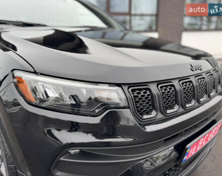 Черный Джип Компас, объемом двигателя 2 л и пробегом 9 тыс. км за 19900 $, фото 2 на Automoto.ua