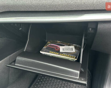 Чорний Джип Compass, об'ємом двигуна 2 л та пробігом 1 тис. км за 25300 $, фото 45 на Automoto.ua