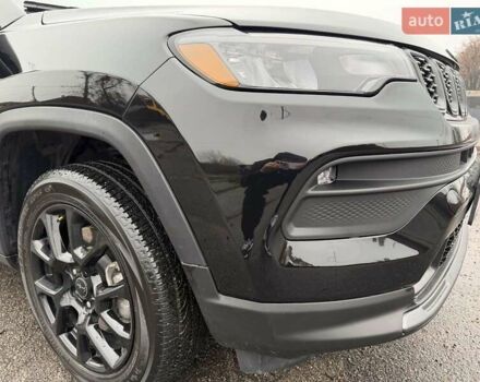 Черный Джип Компас, объемом двигателя 2 л и пробегом 30 тыс. км за 21500 $, фото 14 на Automoto.ua