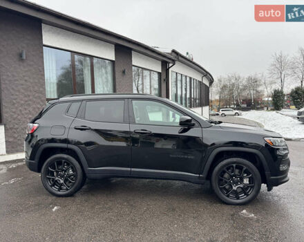 Черный Джип Компас, объемом двигателя 2 л и пробегом 9 тыс. км за 19900 $, фото 5 на Automoto.ua