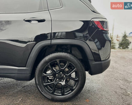 Черный Джип Компас, объемом двигателя 2 л и пробегом 9 тыс. км за 19900 $, фото 11 на Automoto.ua