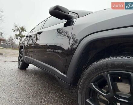 Черный Джип Компас, объемом двигателя 2 л и пробегом 30 тыс. км за 21500 $, фото 13 на Automoto.ua