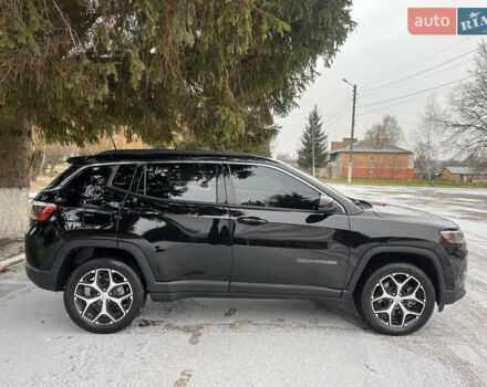 Черный Джип Компас, объемом двигателя 2 л и пробегом 21 тыс. км за 24200 $, фото 5 на Automoto.ua