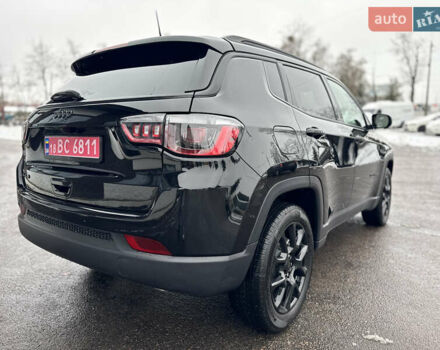 Черный Джип Компас, объемом двигателя 2 л и пробегом 9 тыс. км за 19900 $, фото 6 на Automoto.ua