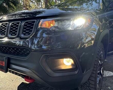 Черный Джип Компас, объемом двигателя 2 л и пробегом 10 тыс. км за 25999 $, фото 3 на Automoto.ua