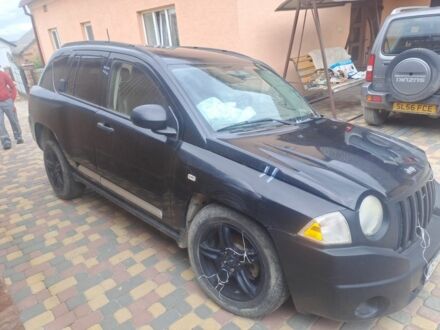 Джип Compass 2007 у Тернополі на Automoto.ua Чорний Джип Compass, об'ємом двигуна 2 л та пробігом 280 тис. км за 3100 $, фото 1 на Automoto.ua