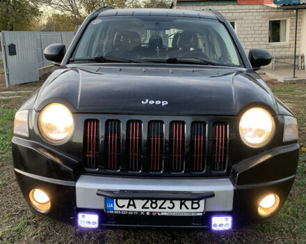 Чорний Джип Compass, об'ємом двигуна 2.36 л та пробігом 305 тис. км за 7500 $, фото 1 на Automoto.ua