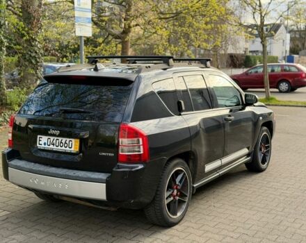 Черный Джип Компас, объемом двигателя 2.4 л и пробегом 250 тыс. км за 4200 $, фото 1 на Automoto.ua