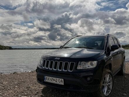 Чорний Джип Compass, об'ємом двигуна 2.2 л та пробігом 159 тис. км за 11000 $, фото 1 на Automoto.ua