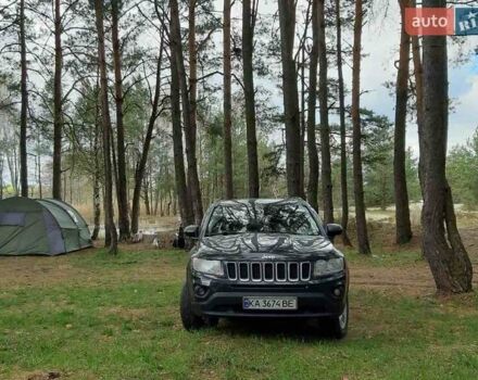 Черный Джип Компас, объемом двигателя 2.36 л и пробегом 311 тыс. км за 9670 $, фото 1 на Automoto.ua