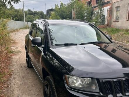 Чорний Джип Compass, об'ємом двигуна 2.4 л та пробігом 176 тис. км за 10301 $, фото 1 на Automoto.ua